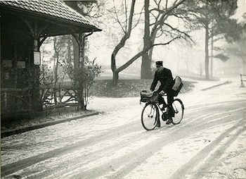 El cartero con sus característicos