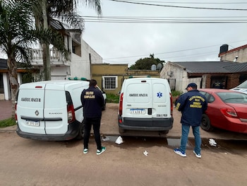 Según la investigación, la organización utilizaba camionetas ploteadas como ambulancias y con un acondicionamiento parcial
