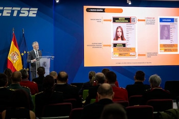 El ministro del Interior, Fernando