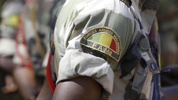 Malí asegura que dos militares