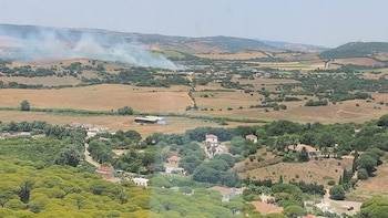 Controlado el incendio declarado en el paraje Paternilla en Vejer de la Frontera