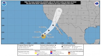 Mapa gráfico con un cono de trayectoria que abarca desde el océano Pacífico hasta el suroeste de Estados Unidos sobre las costas de México.