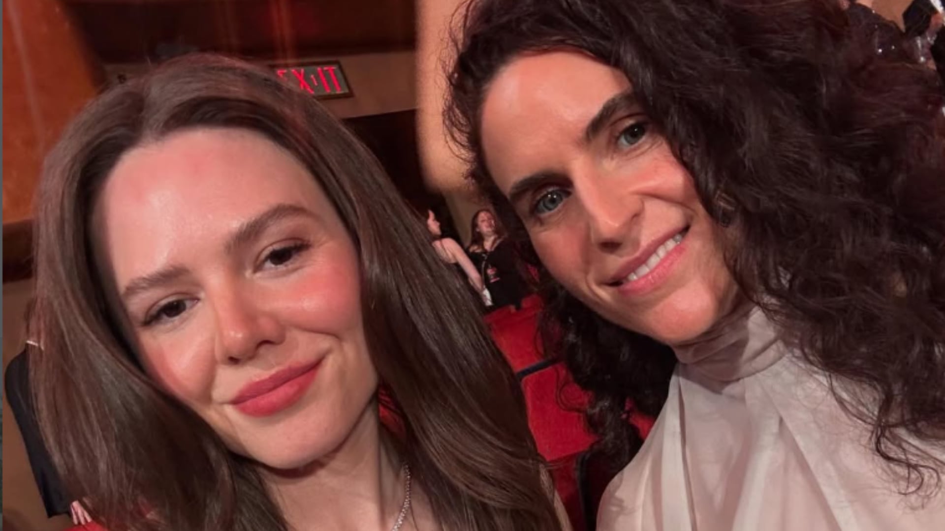 La empresaria expresó su respaldo incondicional a la cantante tras la reestructuración de Jesse & Joy. (IG: dianaatrim)