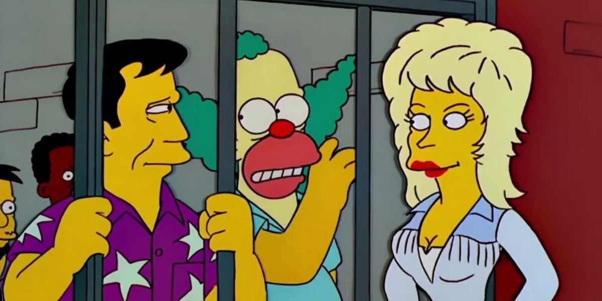 Dolly Parton participó como invitada en Los Simpsons en el episodio “Domingo, cruel domingo” de la décima temporada, emitido en 1999 (Captura/YouTube)