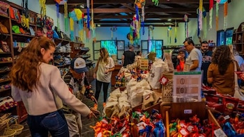Honduras recibió más de 15,500 visitantes salvadoreños durante la Semana Agostina