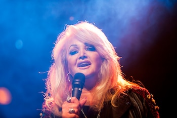 “Nunca me retiraré”, declaró la cantante británica en una de sus entrevistas más recientes sobre su carrera artística.(EFE/EPA/ZSOLT CZEGLEDI)