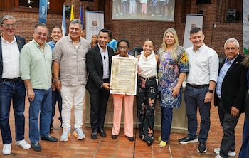 La homenajeada fue destacada por su longevidad - crédito Concejo de Cali / Facebook