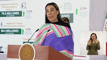 La secretaria de Turismo, Josefina