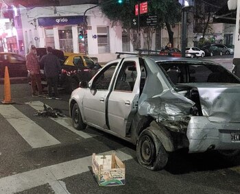 El taxista embistió a los