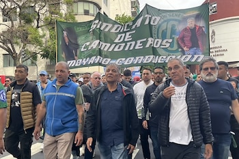 Miércoles de protestas: jubilados y organizaciones sociales en el Congreso y el ministerio de Sturzenegger - Image 2