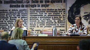 Albares tampoco acude al Senado y el PP vuelve a amenazar con medidas judiciales: "Hemos sido ignorados por el Gobierno"