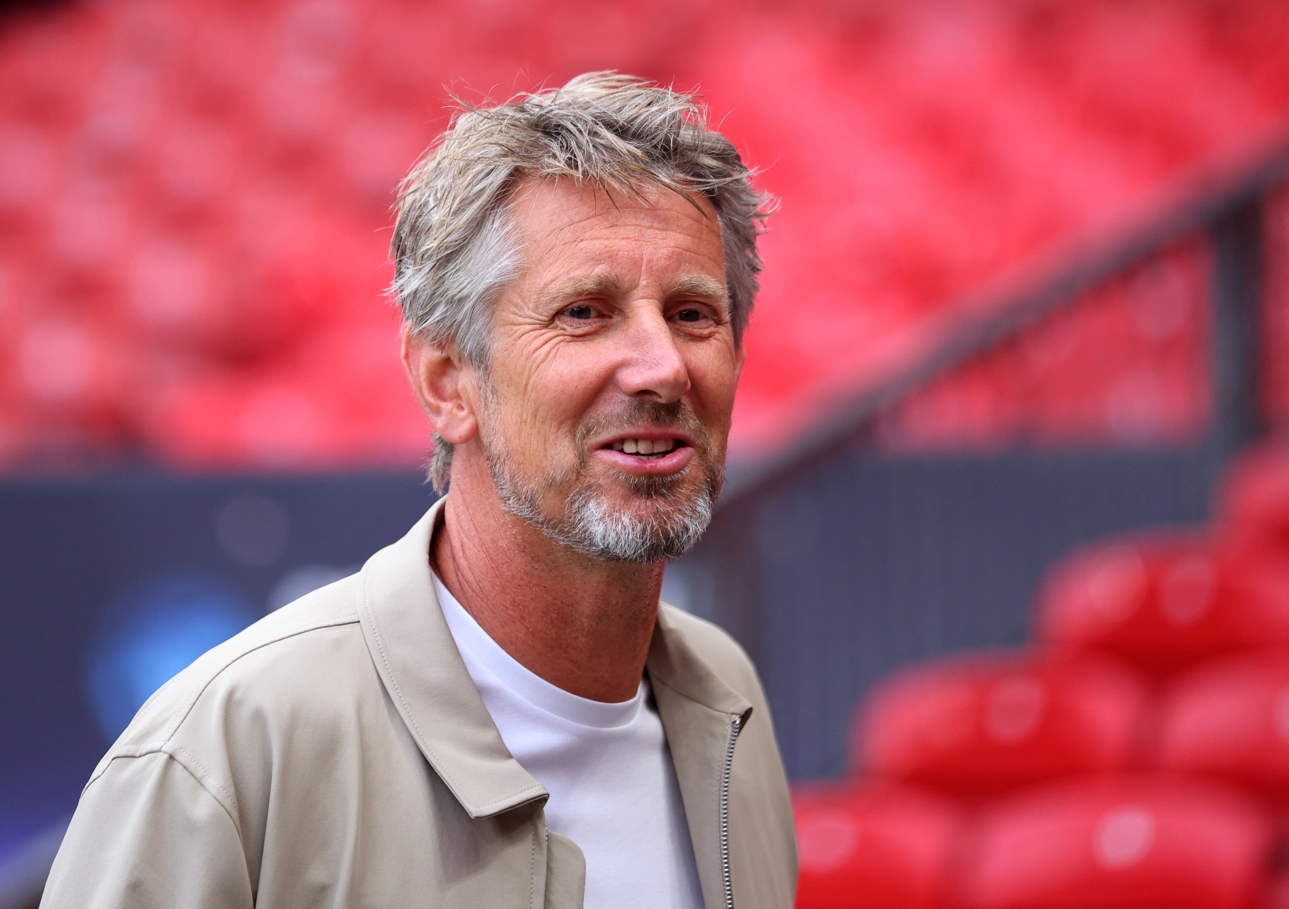 Defender el arco del Manchester United exige perfección semanal y no deja margen para el error, según Van der Sar (REUTERS/Ed Sykes)