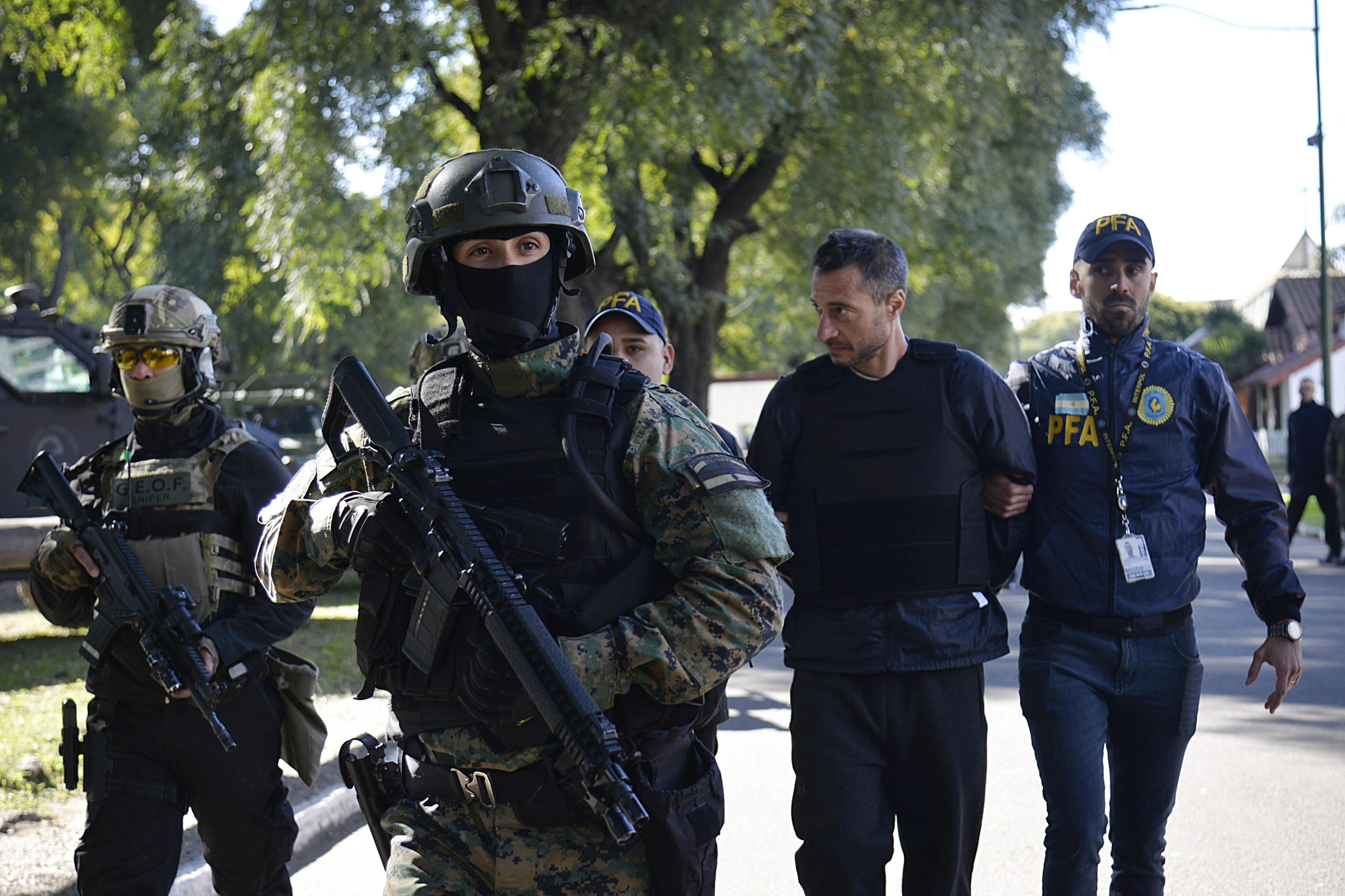 Damián Reifenstuel, tras ser extraditado de Bolivia por el crimen de la hincha de Rosario Central
