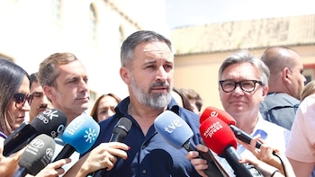 Abascal acusa al Gobierno de "ocultar información" sobre el brote: "Total desconfianza"