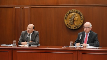 Germán Ávila, ministro de Hacienda, y Leonardo Villar, gerente general del Banco de la República, aseguraron que hubo acuerdo para dejar inalterada la tasa de interés - crédito Banco de la República