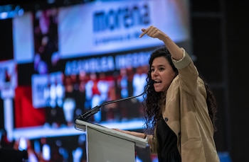 Morena prevé iniciar un proceso interno para definir a su próxima dirigencia nacional tras la salida de Luisa María Alcalde. EFE/Miguel Sierra
