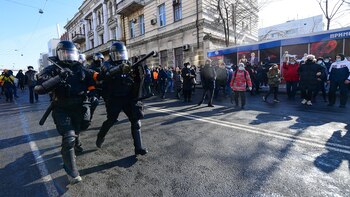 Policías en las calles para
