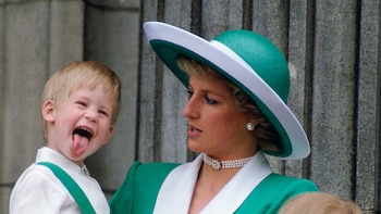 El príncipe Harry prepara una película sobre Diana de Gales tras su regreso a Reino Unido: un nuevo frente con su hermano Guillermo