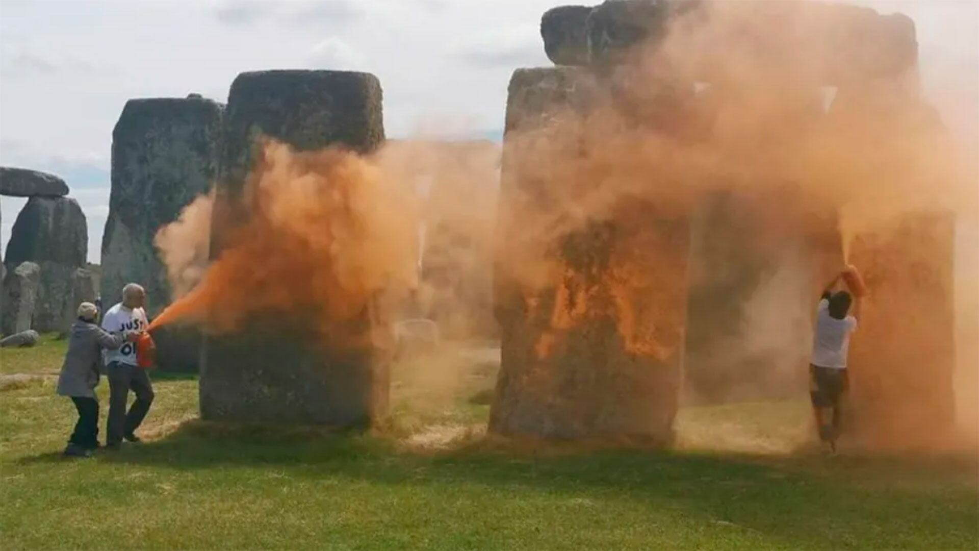 La protesta buscaba presionar al nuevo gobierno británico, elegido el 4 de julio, para que firmara un tratado legalmente vinculante que garantizara la eliminación progresiva de los combustibles fósiles antes de 2030
