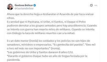 El exdirector del DPS Gustavo Bolívar aseguró que los diálogos de paz han servido para disminuir la muerte de uniformados en Colombia - crédito @GustavoBolivar/X