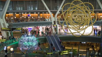 Cómo es el aeropuerto que en 2024 relegó al de Singapur y se convirtió en el mejor del mundo