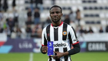 Un futbolista africano llegará al