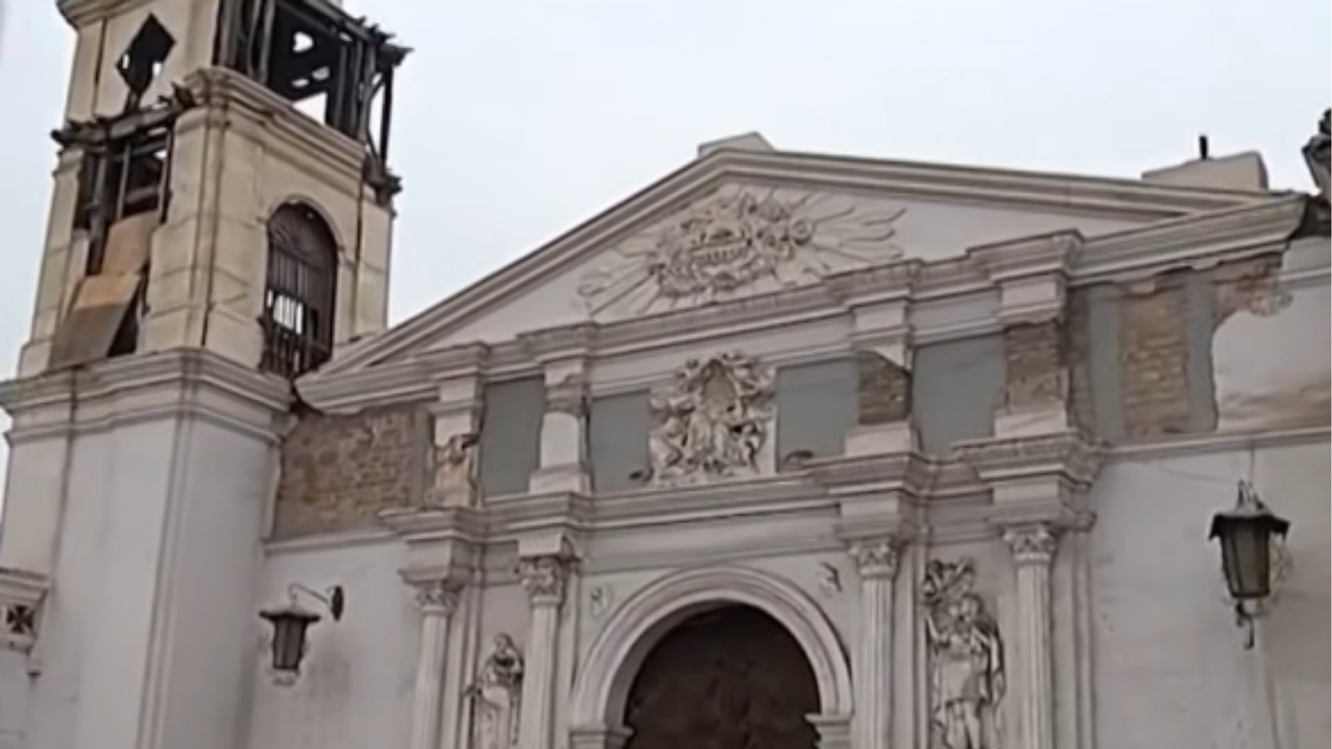 Catedral de Ica permanece en riesgo de colapso tras seguidilla de sismos registrados en las últimas horas