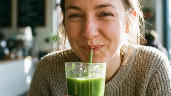 Tres bebidas detox fáciles de preparar para el desayuno