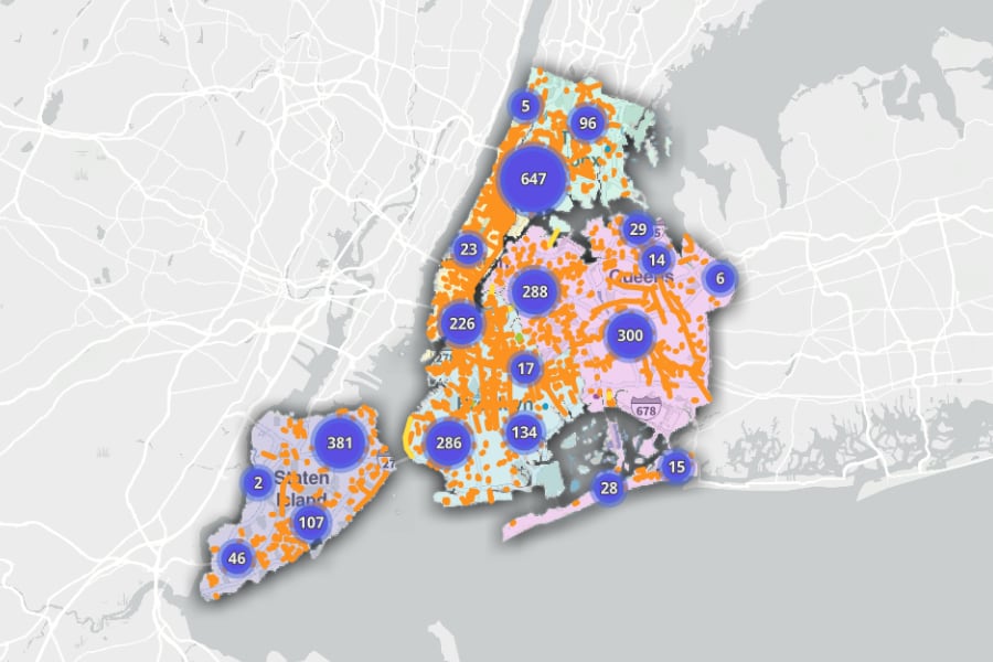 La base de datos del mapa de calles honoríficas abarca los cinco distritos de Nueva York y prevé incorporar informes del Concejo Municipal anteriores a 2001 (Captura mapa interactivo).