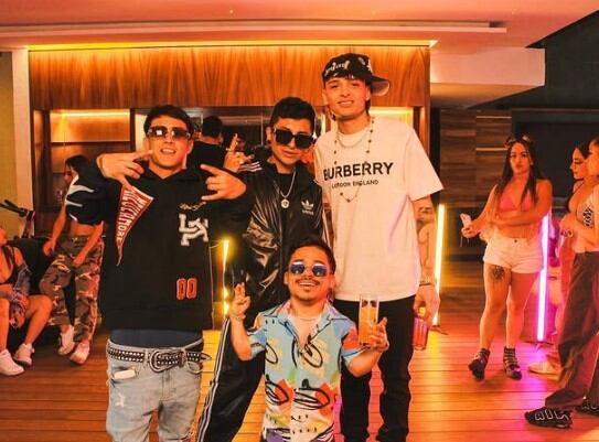 Ambos famosos han coincidido en conciertos y estudios de grabación, reforzando su vínculo personal y profesional (IG)
