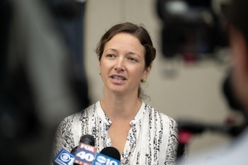 Adrienne Spohr interpuso una demanda