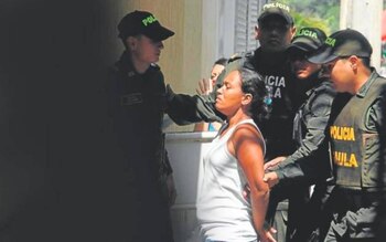 Por la presunta venta de