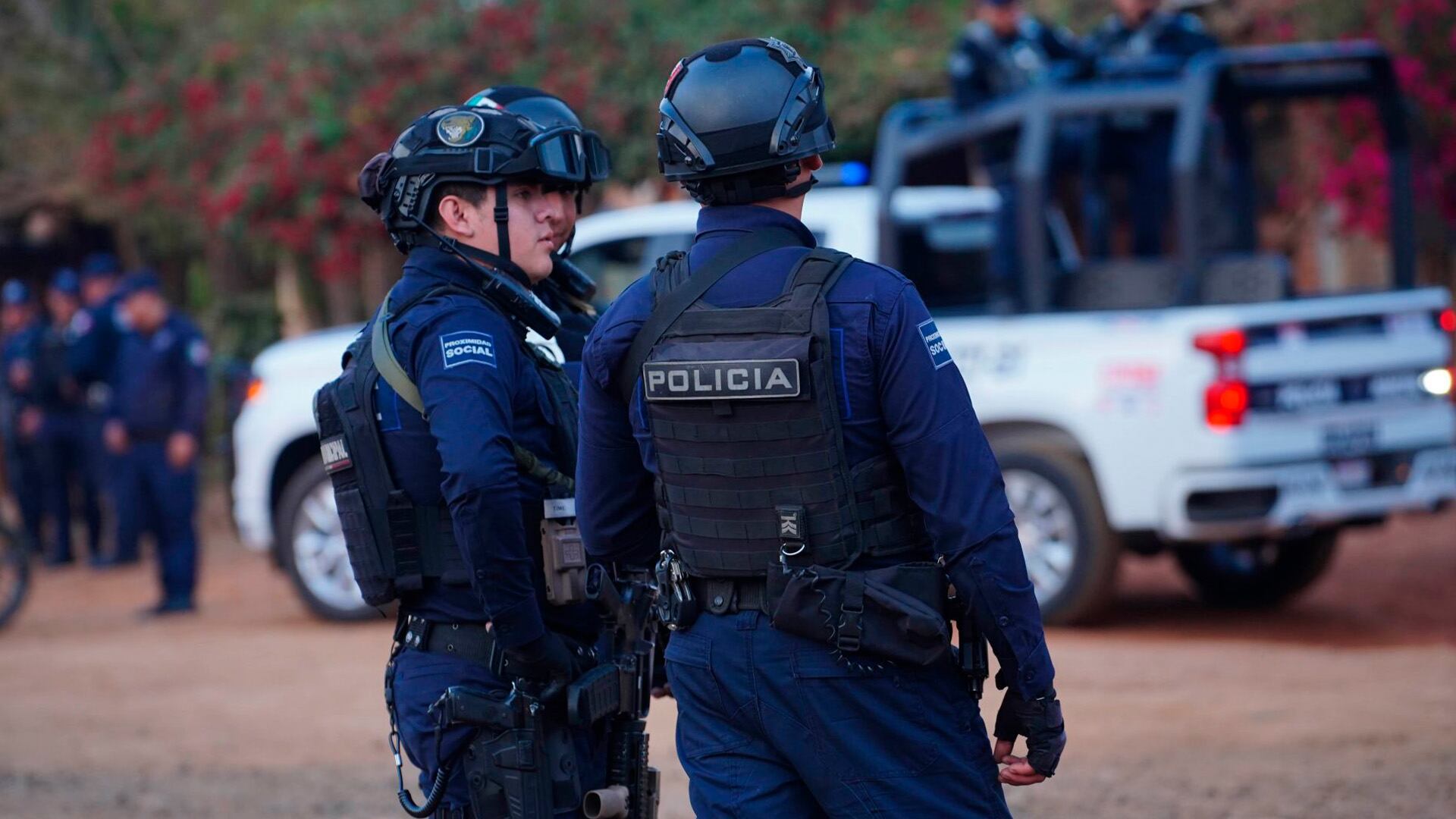 El Fiscal General de Michoacán, Carlos Torres Piña, informó que aún faltan ocho policías municipales por detener.Credito:cuartoscuro