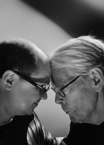 Mike Flanagan, left, and Stephen King at KingÕs home in Lovell, Maine, Oct. 1, 2026. Flanagan has become the most trusted steward of the authorÕs work Ñ now theyÕre revisiting the story that first made King a star. (David Billet/The New York Times)