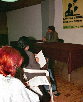 En 2002 activistas de Greenpeace