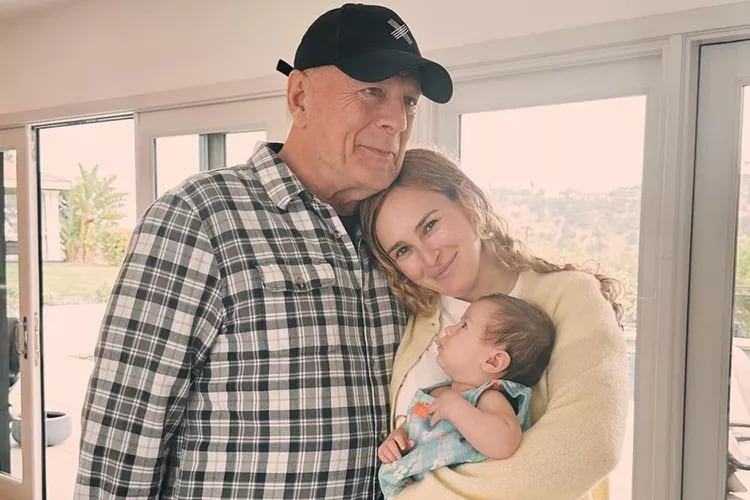 Rumer Willis ha mostrado su aoyo a su padre Bruce Willis durante su batalla con la demencia frontotemporal. (Instagram)