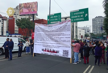 Continúa cerrada la circulación en la lateral de Avenida Universidad (X@OVIALCDMX)