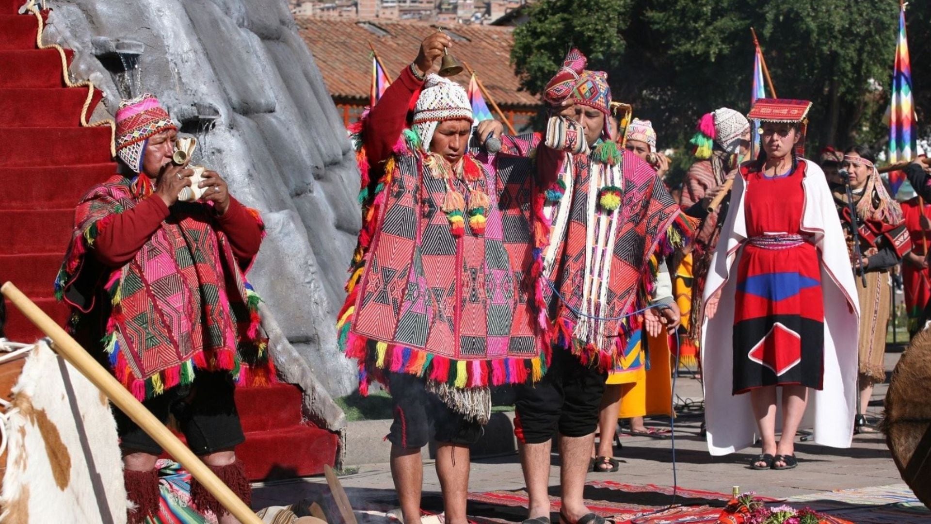 El ritual ancestral expresa gratitud por los frutos obtenidos durante el año y busca asegurar prosperidad para las cosechas venideras, enmarcado en el calendario agrícola andino - Créditos: Andina.