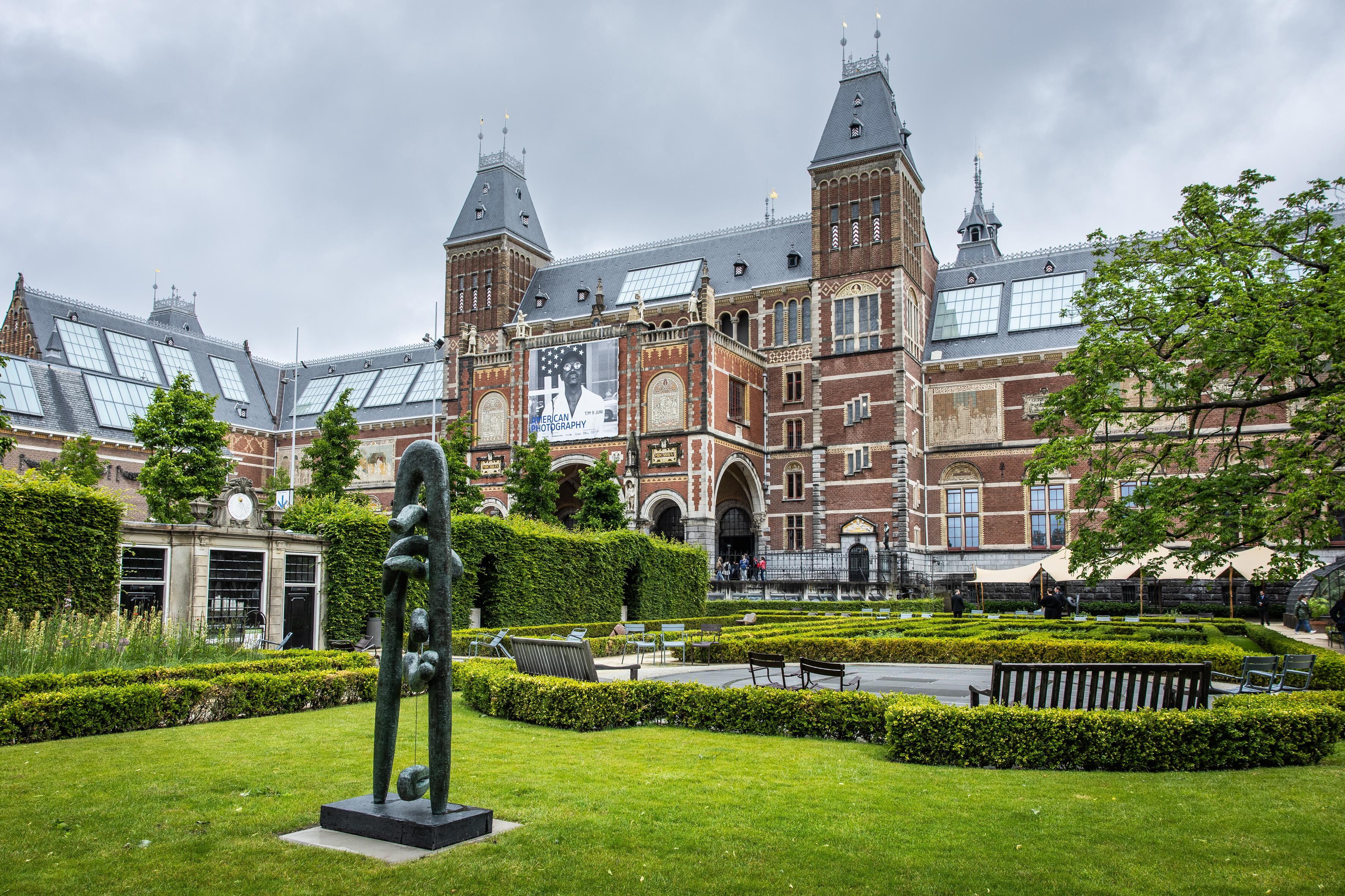 El Rijksmuseum se renueva con un millonario jardín de esculturas (EFE/EPA/DINGENA MOL)