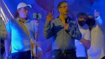 Acusan a Petro de estar