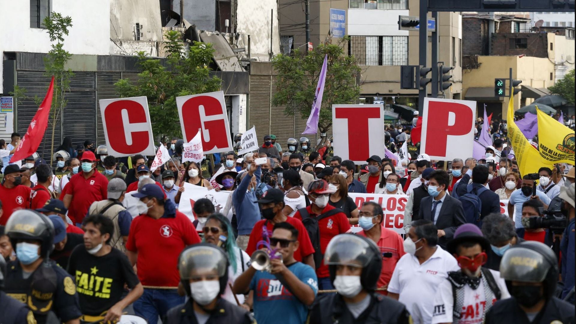 CGTP respalda decisión de trasladar la fecha de los feriados a los lunes