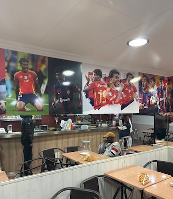 El bar del tío de Lamine Yamal (Google Maps)