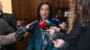 Robles avisa de que "cualquier