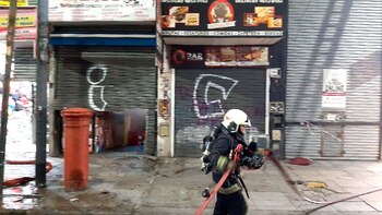 Se incendió un depósito en