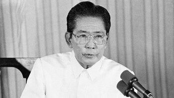 Ferdinand Marcos (AP)