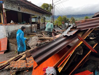 Zonas enteras de Indonesia permanecen
