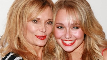 La madre de Hayden Panettiere rompe su silencio y señala directamente a su novio tras la muerte de la actriz