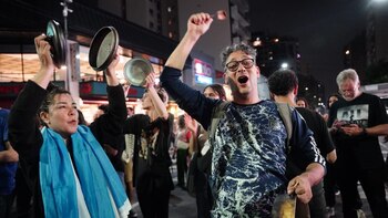 Se registraron cacerolazos en distintos