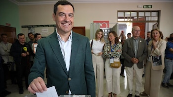 Moreno votará este domingo en Málaga, Montero y Maíllo en Sevilla, Gavira y García en la provincia de Cádiz
