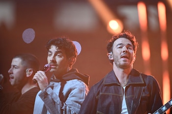 Los Jonas Brothers anuncian un